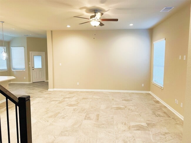 Building Photo - 967 Malibu Shr Ln