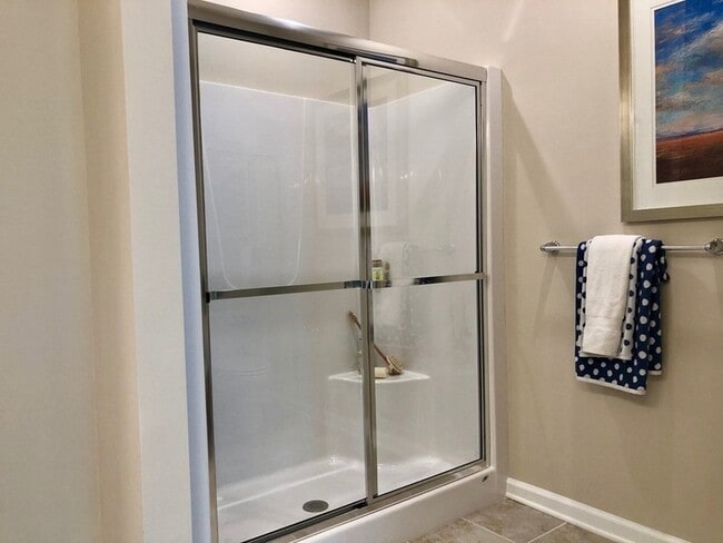 Building Photo - 130 University Ave