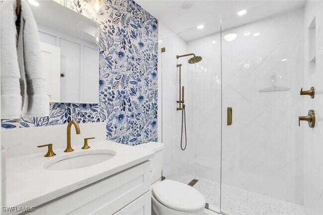 Building Photo - 26340 Hickory Blvd