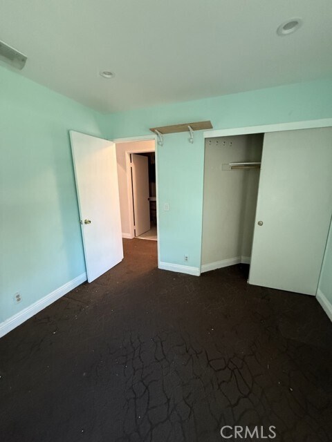 Building Photo - 9 Rock Cliff Pl