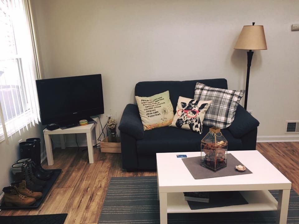 Building Photo - 2740 S Hacker Rd