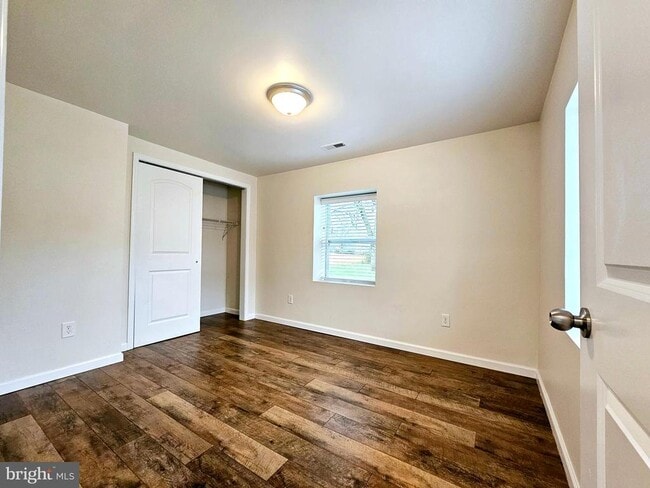 Building Photo - 143 Mitscher Rd