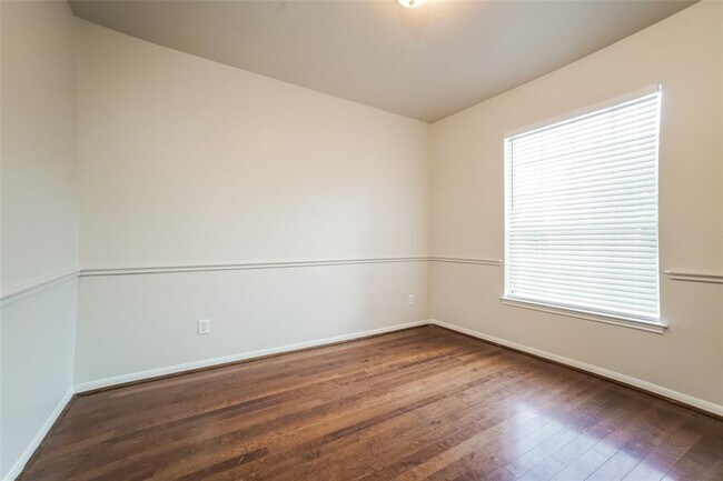 Building Photo - 21389 Timber Lodge Ln