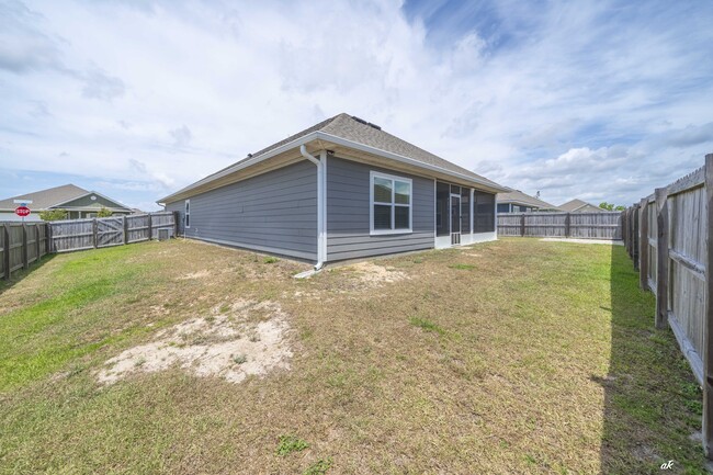 Building Photo - 309 Highbrook Rd
