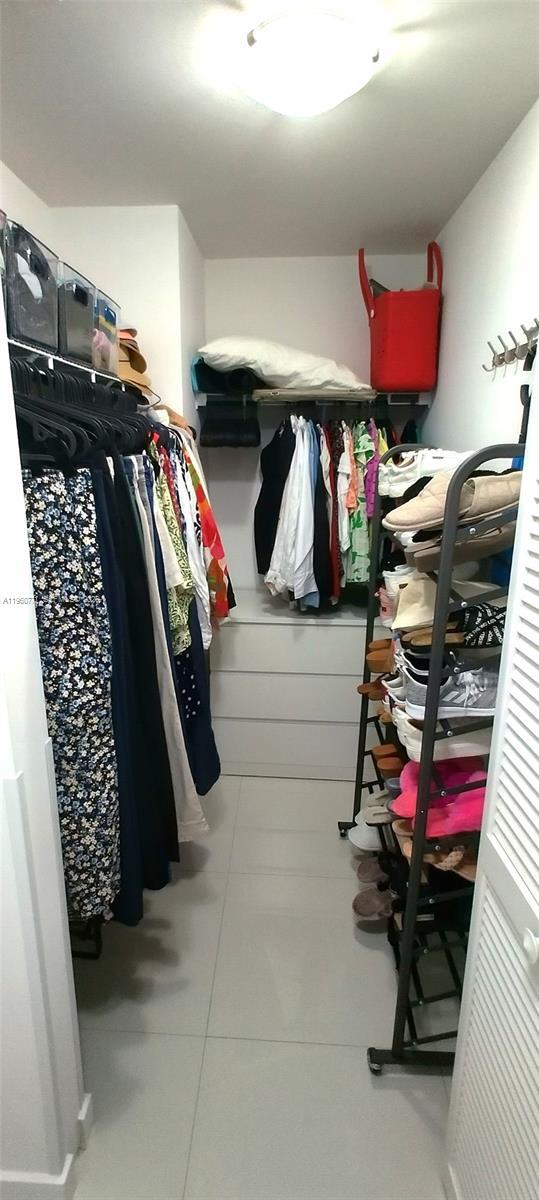 Building Photo - 7661 NW 107th Ave