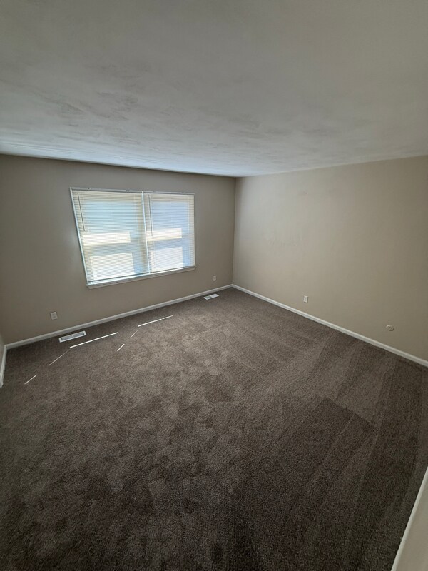 Building Photo - 4768 Old Hickory Rd