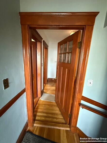 Building Photo - 68 Belden St