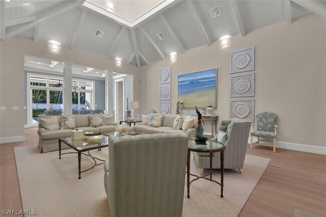 Building Photo - 2250 Crayton Rd