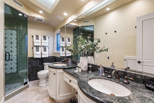 Building Photo - Stunning, Luxury La Jolla Shores Location with Panoramic Ocean Views!!