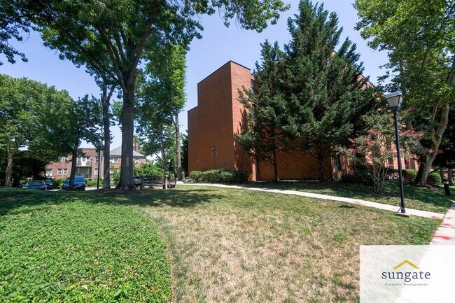 Building Photo - 6711 Park Heights Ave