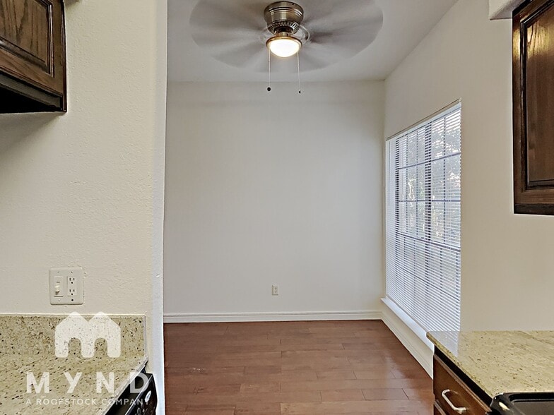 Building Photo - 9747 Whitehurst Dr