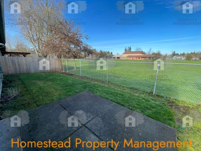 Building Photo - Single level, 3 bedroom house in desired neighborhood of Keizer!