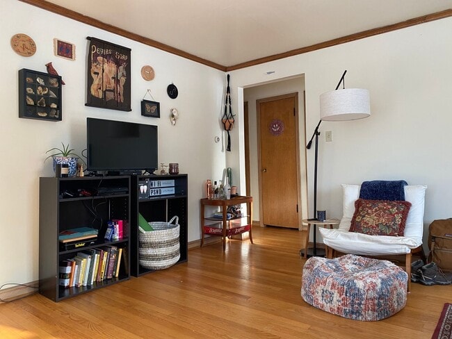 Building Photo - 3700-3702 N Morris Blvd