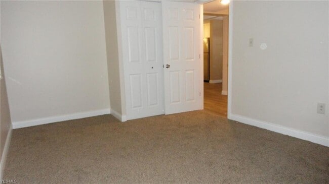 Building Photo - 38415 North Ln