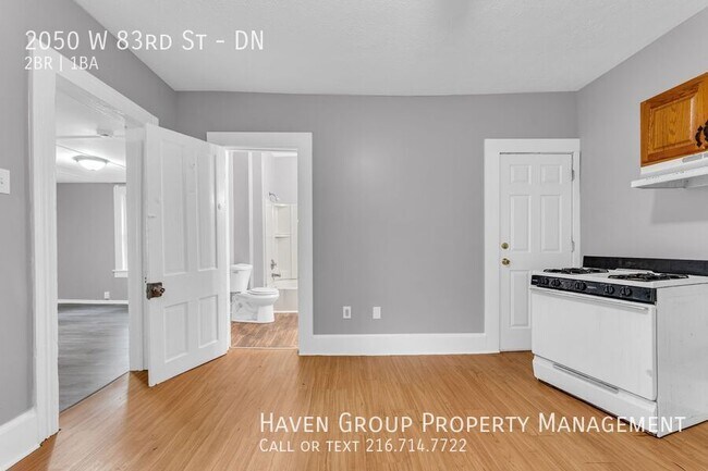 Building Photo - 2050 W 83rd St