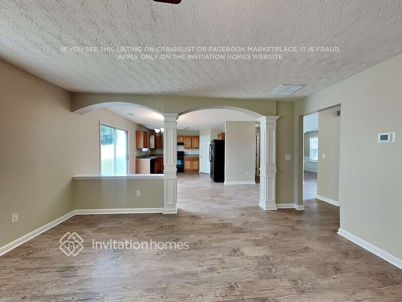 Building Photo - 4360 Grant Forest Cir