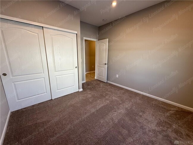 Building Photo - 141 Kenneth Hamilton Way