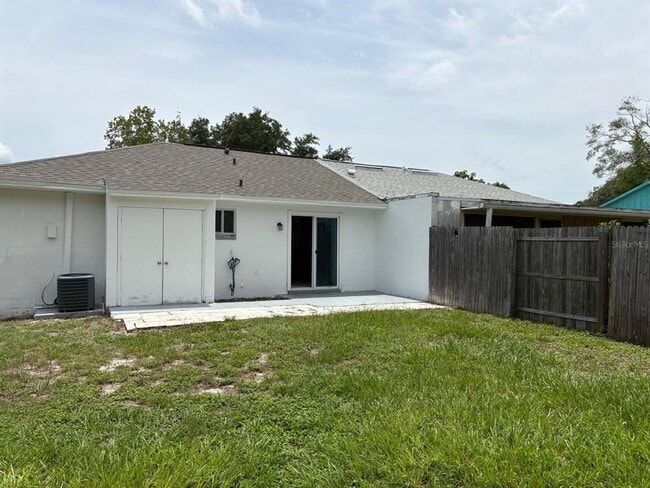 Building Photo - 12313 Eastcove Dr
