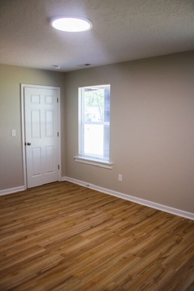 Building Photo - 213 Bundrum Dr NW