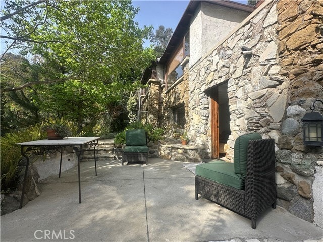 Building Photo - 8601 Wonderland Ave