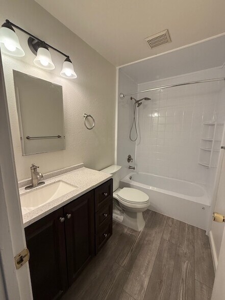 Building Photo - 4414 Culebra Ave