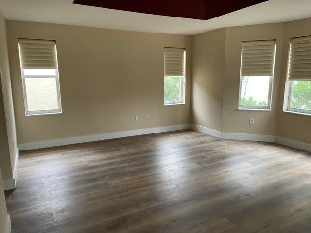 Building Photo - 9074 Dupont Pl