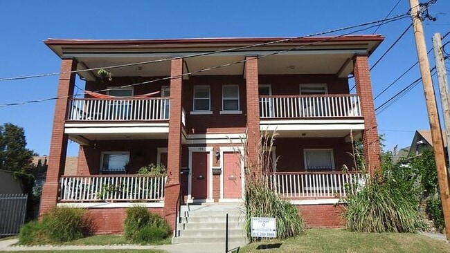 Building Photo - Cozy 1 bedroom and 1 bath apartment with a little office room apartment downtown, located on E 26...