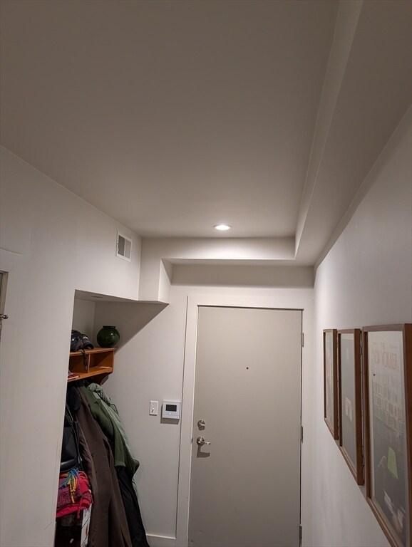 Building Photo - 3383 Washington St