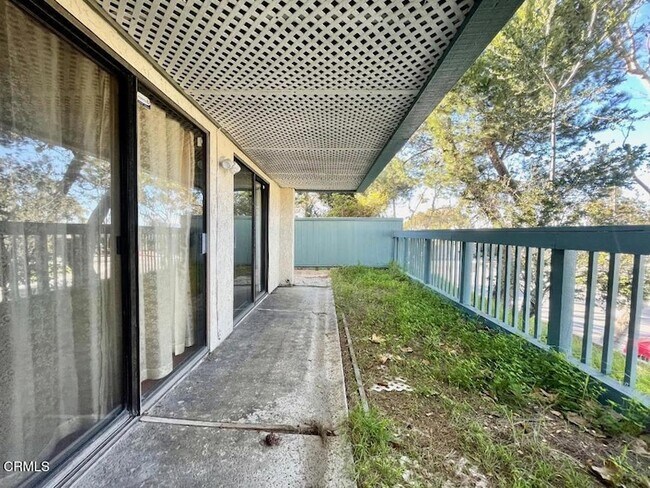 Building Photo - 127 Seaspray Way