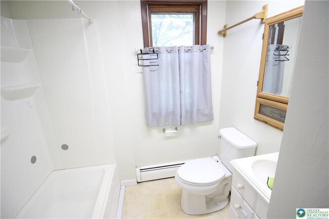 Building Photo - 331 Valley View Dr