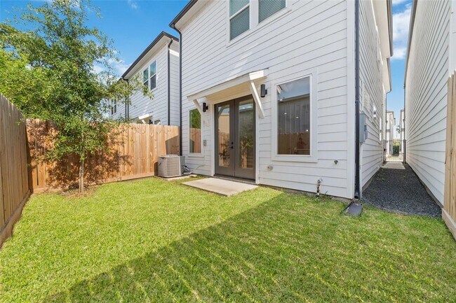 Building Photo - 3444 Bolin Rd