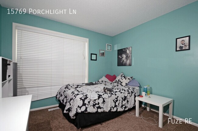 Building Photo - 15769 Porchlight Ln