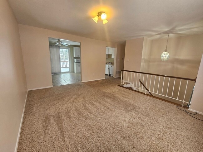 Building Photo - 5458 Celeste View Dr