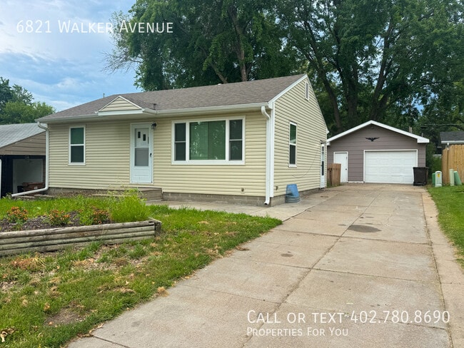 Primary Photo - 6821 Walker Ave