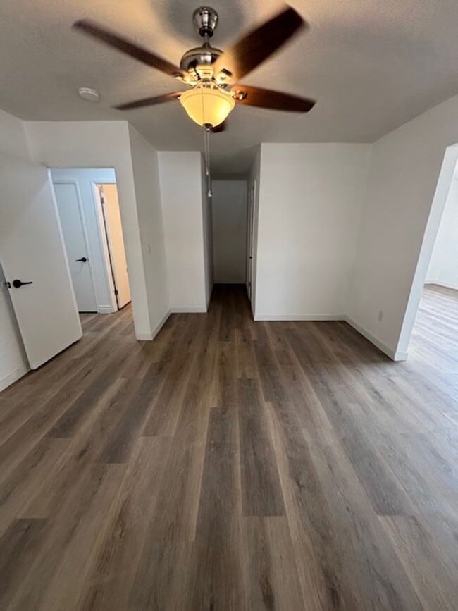 Building Photo - Spacious 3-Bedroom, 2-Bath Home with Modern Upgrades