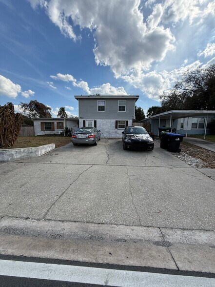 Building Photo - 940 W Fairbanks Ave