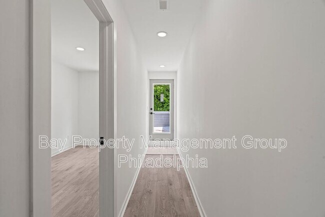 Building Photo - 1823 N Van Pelt St