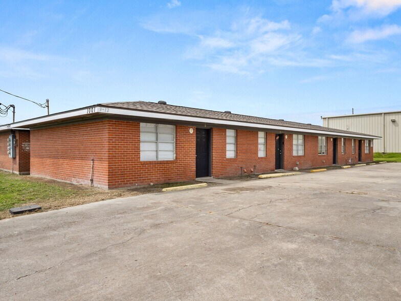 Building Photo - 1001 McDonald Dr