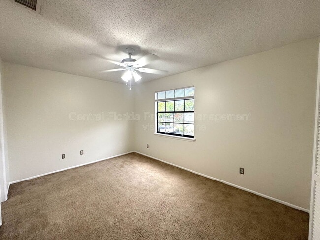 Building Photo - 4589 Lighthouse Cir