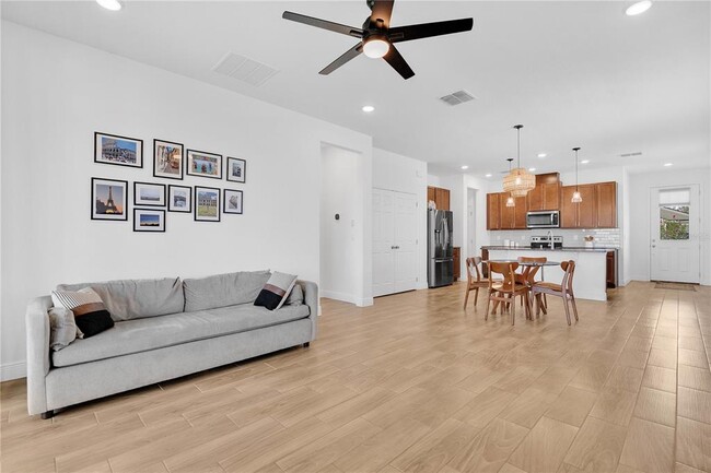 Building Photo - 3280 Canna Lily Pl