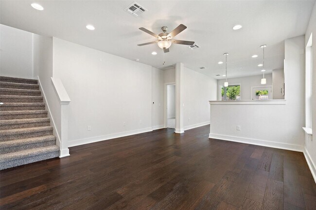 Building Photo - Modern 3/2.5 Condo in Northeast Austin | Built 2023 | Near Samsung & Parmer Lane