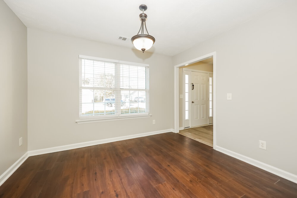 Building Photo - 1925 Port James Cir