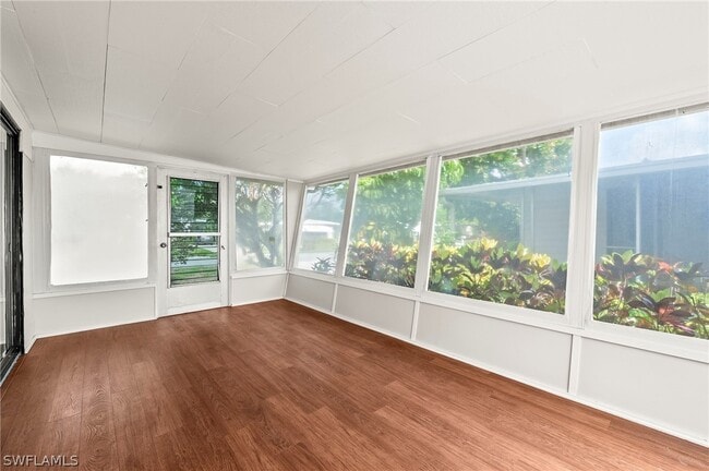 Building Photo - 40 Lemans Dr