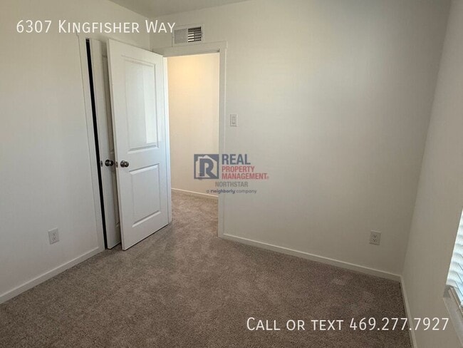 Building Photo - 6307 Kingfisher Wy