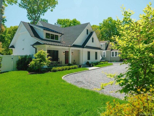 Building Photo - 4525 S Harbor Rd