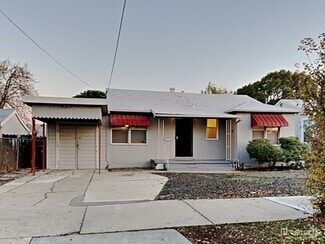 Building Photo - 1316 W 9th St