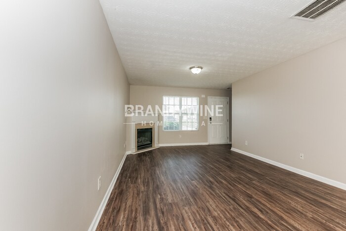 Building Photo - 621 Carlton Pointe Dr