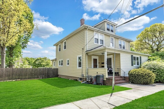 Building Photo - 29 Ford St