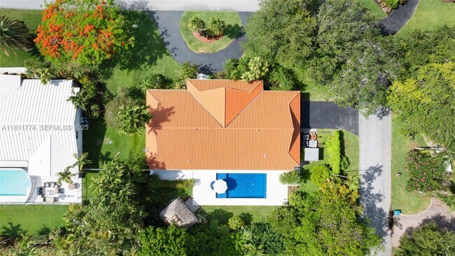 Building Photo - 7775 SW 145th St