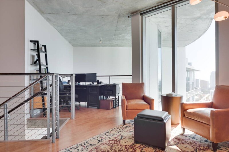 Building Photo - 690 SW 1st Ct